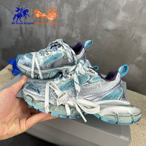 รองเท้าผ้าใบลำลองผู้ชาย ระบายอากาศได้ดี น้ำหนักเบา พื้นยาง ใส่สบาย ทันสมัย เหมาะสำหรับเดินและวิ่ง ไซส์ 3XL แบรนด์ Balenciaga - Product Image 5