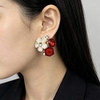 Anting-anting modis yang laris manis, gaya Eropa Amerika, elegan, bertabur berlian, aksesoris telinga.