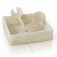 Ensemble de saladiers carrés en résine personnalisés avec cuillères à salade, parfait pour servir des salades, des fruits, des pâtes, des collations, des bonbons, des condiments et des accompagnements.