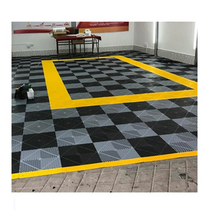Modern 40*40*2.5 Black PP <b>Plastic</b> Garage <b>Floor</b> Tiles Wear and Anti-Slip Easy Click Installation - Product Image 4