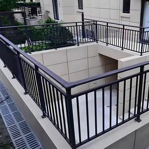 Barandilla de Acero Galvanizado Moderno de Alta Calidad Anticorrosión para Villa, Centro Comercial, Edificio, Balcón, Terraza - Product Image 3