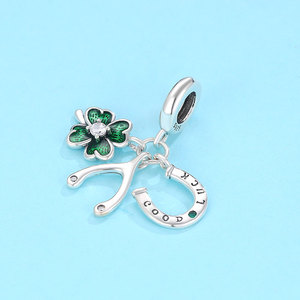 Bracelet pour femme en argent sterling S925 avec triple pendentif trèfle, os de la chance et fer à cheval, émail vert et zircon cubique, cadeau - Product Image 4