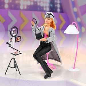 Nouvelle poupée <span class=keywords><strong>Bobby</strong></span> de 30 cm pour le commerce extérieur, mini jouet tendance, série Anchor, <span class=keywords><strong>manteau</strong></span> coupe-vent, jouet en silicone souple pour bébé, pour les filles qui jouent - Product Image 5