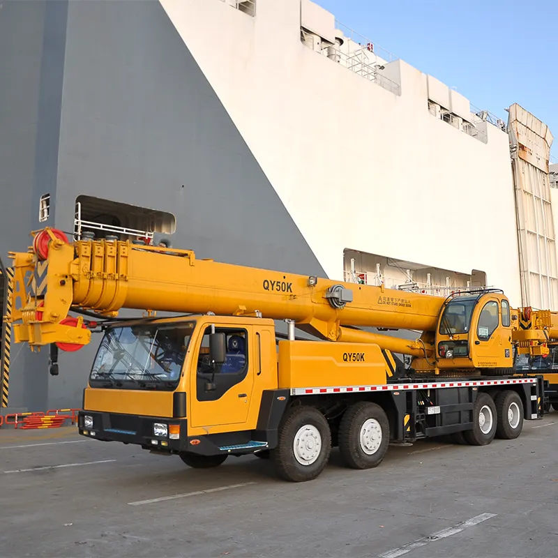 Çin yepyeni mobil kamyona monte vinç kamyon vinç kaldırma ekipmanları 50 ton QY50KD