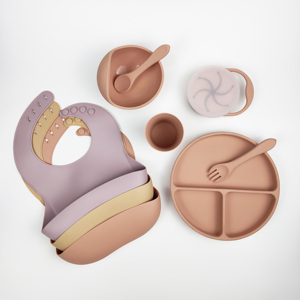 Babero de Silicona Suave de Grado Alimenticio Personalizado de Alta Calidad, Impermeable, con Recolector de Alimentos para Bebés - Product Image 2