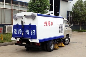 Piccolo Camion Compattato per Pulizia Stradale con Serbatoio d'Acqua ad Alta Pressione, Motore, Pompa, Cambio e Ingranaggi - Product Image 5