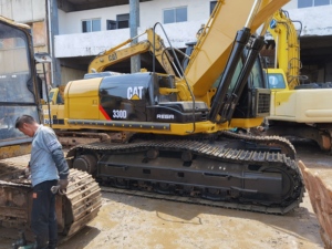 รถขุดไฮดรอลิก Caterpillar 330D มือสอง สภาพดี มีสต็อกจำนวนมาก น้ำหนัก 30 ตัน ประหยัดน้ำมัน เหมาะสำหรับงานขุดเหมือง - Product Image 4