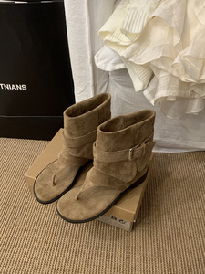 Botines de Ante para Mujer con Tira de Hebilla, Punta Abierta, Tacón Bajo, Estilo Sandalia Corta para Verano y Otoño - Product Image 5