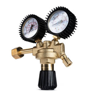 Régulateur de pression en laiton de style italien pour acétylène, argon, CO2, O2 (oxygène), gaz LP, hélium dans les applications industrielles - Product Image 3