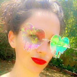 2021 tendance or métal cadre coeur goutte à goutte lunettes de soleil personnalité Unique lunettes de soleil sans monture pour les soirées dansantes - Product Image 2