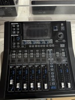 Nouvelle console de mixage numérique professionnelle 18 canaux MD-18 pour scène, karaoké, conférence, mariage, DJ