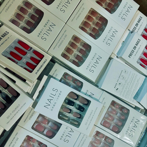 <span class=keywords><strong>Uñas</strong></span> Postizas <span class=keywords><strong>Cuadradas</strong></span> Medianas con Diseño de Mármol ABS, Reutilizables, Ecológicas, Caja Personalizada, MOQ Bajo, Venta al Por Mayor - Product Image 5
