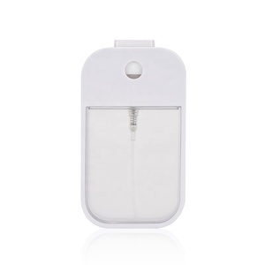 Vente en gros de flacon pulvérisateur en plastique de <span class=keywords><strong>poche</strong></span> de 40ml Bouteilles de parfum vides de forme carrée avec carte de crédit - Product Image 4