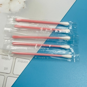 Hisopo de limpieza de esmalte de <span class=keywords><strong>uñas</strong></span> algodón <span class=keywords><strong>rosa</strong></span> individual envuelto portátil auricular - Product Image 1