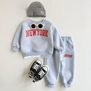 Ensemble Vêtements d'Hiver INS pour Enfants, Ensemble Sweat à Capuche Garçons Lettre <span class=keywords><strong>Velours</strong></span>, Survêtement de Sport 2 Pièces Pull et <span class=keywords><strong>Pantalon</strong></span> - Product Image 3