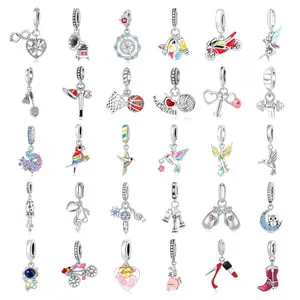 Abalorios Colgantes Clásicos y Elegantes de Cobre Plateado para Niños, con Diseños de Voleibol, Pájaro Reo y Colibrí, para Pulseras DIY Islámicas - Product Image 1