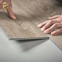 Braune Umweltfreundliche SPC LVT Fliesen mit Klick-Installation für Innenräume, Kommerzieller Vinyl-Plankenboden