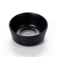 Vente en gros usine : Service de table en grès noir de 16 pièces avec kit de tasses, design mat européen moderne, peint à la main, compatible lave-vaisselle