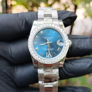 Reloj de Cuarzo para Hombre de Acero Inoxidable Moderno y Lujoso con Esfera Analógica, Correa de Acero Duradera y Diamantes Moissanite - Product Image 1