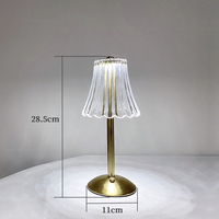 Lampe de table en laiton LED à chargement USB 12 ''de haut portable pour une utilisation intérieure et extérieure gradateur intégré pour une luminosité réglable couleur or