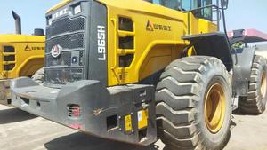 Minicargadora frontal de segunda mano de Shandong Lingong con motor Yuchai, carga nominal de 6 toneladas, precio bajo para granjas - Product Image 2