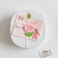 Boîte cadeau ovale en pulpe moulée pressée à froid blanche, emballage en papier écologique avec insert