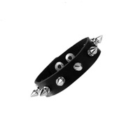 Collier ras du cou pour femme en cuir PU style punk gothique avec rivets en forme de cœur et chaîne en bambou, bijou pour la clavicule