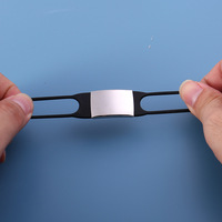 Support de médaille d'identification en silicone pour animaux de compagnie, protège-collier silencieux pour chien et chat, étui souple en caoutchouc sans bruit pour étiquette d'identification, disponible en OEM/ODM