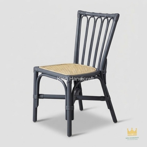 Chaise en rotin faite à la main pour enfants, couleur personnalisée, écologique, avec assise en cannage, pour événements et fêtes - Product Image 1
