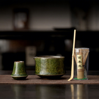 Ensemble de 4 ustensiles japonais durables en céramique pour la préparation du matcha : bol à thé, fouet à thé, support pour fouet, brosse à thé, cuillère à thé, accessoires