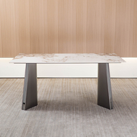 Table à manger rectangulaire contemporaine avec piétement en métal et plateau en céramique, vente directe d'usine