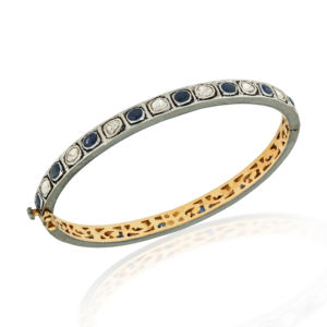 Brazalete Vintage Art Deco de Oro de 18K y Plata 925 para Mujer con Zafiro Azul Intenso Engastado en Bisel y Cabujones & Polki - Product Image 3