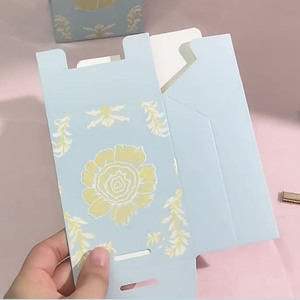 Mini bolsa de papel azul pequeña personalizada con cierre de cinta | Bolsa de regalo de dulces para cosméticos | Mini caja de regalo - Product Image 2