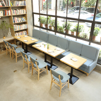 Canapé modulaire en tissu de style scandinave en bois clair avec table et chaises, lin bleu-gris pour café, librairie