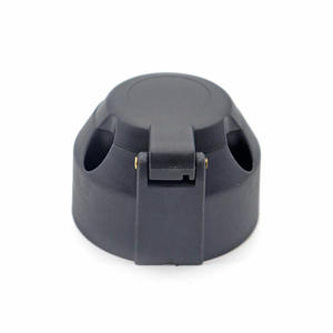 <span class=keywords><strong>Prise</strong></span> de <span class=keywords><strong>remorque</strong></span> 12v 7 broches ISO 1724 EU Standard pièces de connecteur de <span class=keywords><strong>remorque</strong></span> en plastique renforcé pour véhicule remorquage RV campeurs Vans - Product Image 3