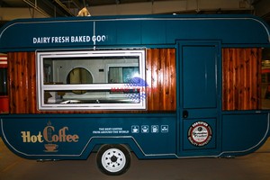 Food Truck Économique et Polyvalent pour des Aventures Gastronomiques Mobiles en Plein Air - Product Image 6