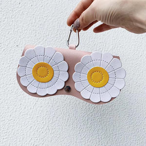 Étui à lunettes de soleil en cuir mignon, motif cœur et fleur, boîte de rangement pour lunettes pour femmes, forme personnalisée, 6-8.9 pouces, printemps 2021 - Product Image 2