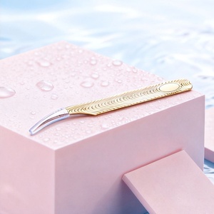 Pinky Leem 2025 Nuevo Diseño, Lámpara UV Portátil con Control Remoto de 410nm para Pestañas, Pinzas LED, Herramienta para Pestañas Postizas - Product Image 1