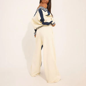 Conjunto Deportivo Informal de 2 Piezas para Mujer, Sudadera con Capucha Holgada y Logotipo Personalizado, Estilo Casual y Moderno - Product Image 1