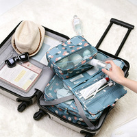 Nouvelle version coréenne : Trousse de toilette suspendue de voyage grande capacité avec sac de rangement pour la douche