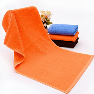 Serviettes de toilette en coton pur colorées 35x75 cm, utilisation hôtelière et en salon de beauté, sans peluches, logo personnalisé disponible - Product Image 2