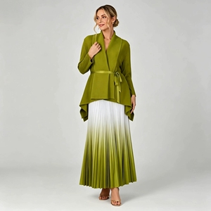 Conjunto de 2 piezas casual de alta calidad para mujer, con cuello chal, falda degradada ombré, moda modesta, conjunto plisado Miyake para pedidos al por mayor - Product Image 1