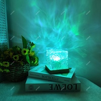 Lámpara de Mesa Proyector de Aurora Boreal Dinámica Recargable, Luces Nocturnas RGB Multicolor con Efecto de Olas Oceánicas para Decoración de Dormitorio