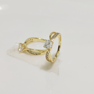 Anello di fidanzamento <span class=keywords><strong>solitario</strong></span> taglio brillante 14K <span class=keywords><strong>1</strong></span>/20 pieno di gioielli in oro che fanno forniture di anelli pieni d'oro per le donne - Product Image 3