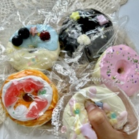 Jouet anti-stress Kawaii en silicone alimentaire en forme de donut à pincer, pour enfants et adultes, jouet sensoriel esthétique mignon pour soulager l'anxiété