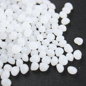 Gránulos de fusión en caliente transparentes blancos para sellado de cartón corrugado Adhesivo de unión de bajo olor en la industria del embalaje - Product Image 3