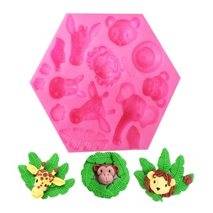 Moldes de Silicona con Gráficos 3D de Huellas de Animales Salvajes como Elefantes, Leones, Guepardos, Gorilas, Cebras, Jirafas, Burros y Pájaros, con Hojas - Product Image 1