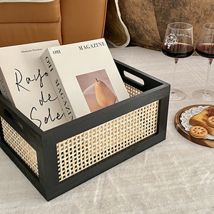 Cesta de Almacenamiento de Ratán Hecha a Mano, Rectangular de Madera Maciza Negra con Tapa, Caja de Almacenamiento para Organización del Hogar, Sala de Estar y Escritorio - Product Image 1