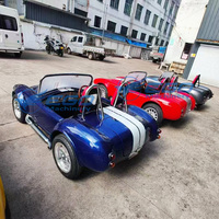 Voiture électrique classique convertible 4 roues style vintage, options de couleurs argent, rouge, bleu