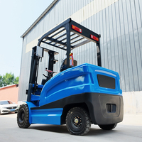 Chariot élévateur électrique robuste de 2000 kg avec pneus pleins et mât de levage haute performance